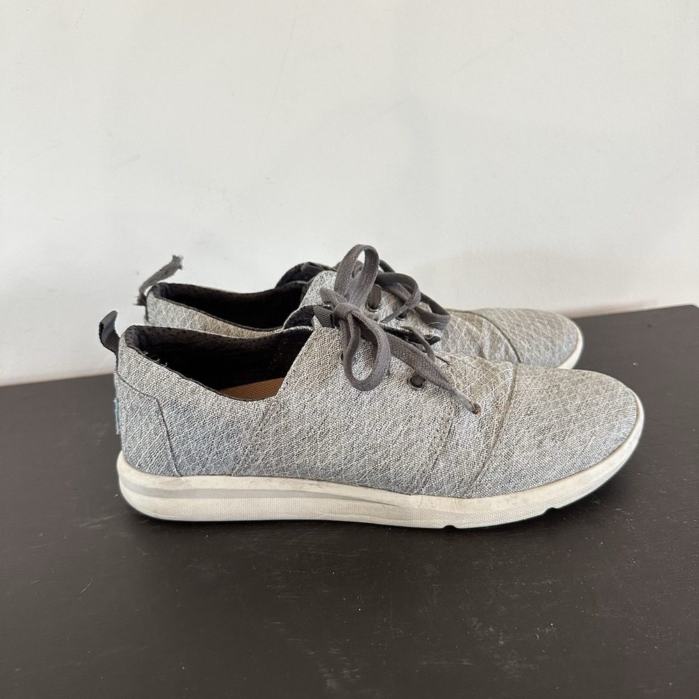 Toms Shoes Womens 8.5 Del Rey Sneaker Gray Fabric Lace Up Low Top Casual Comfort
